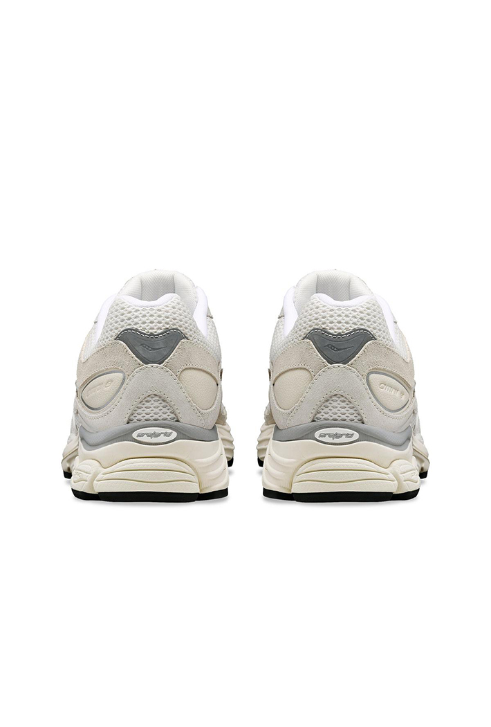 Saucony ProGrid Omni 9 OG Trainers