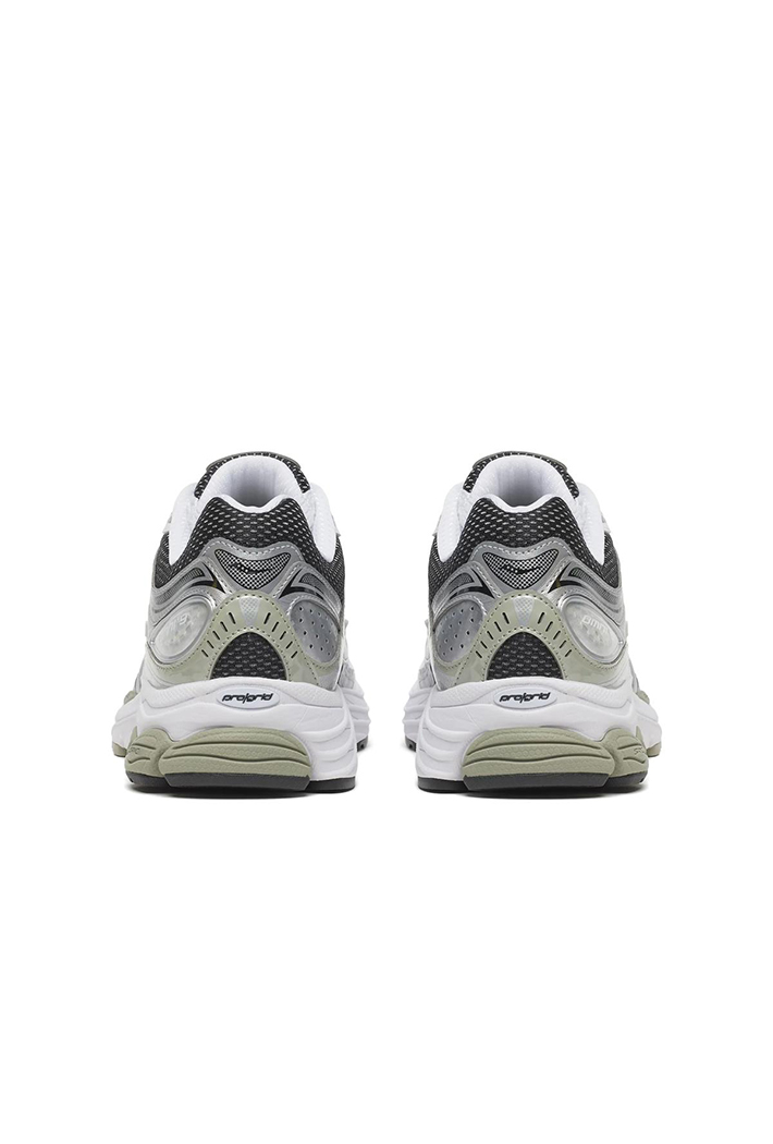 Saucony ProGrid Omni 9 OG Trainers